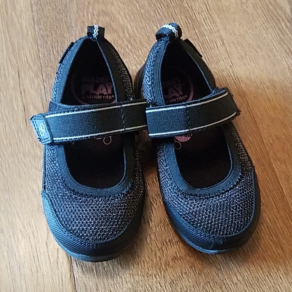Stride Rite Black Shoes- worn once